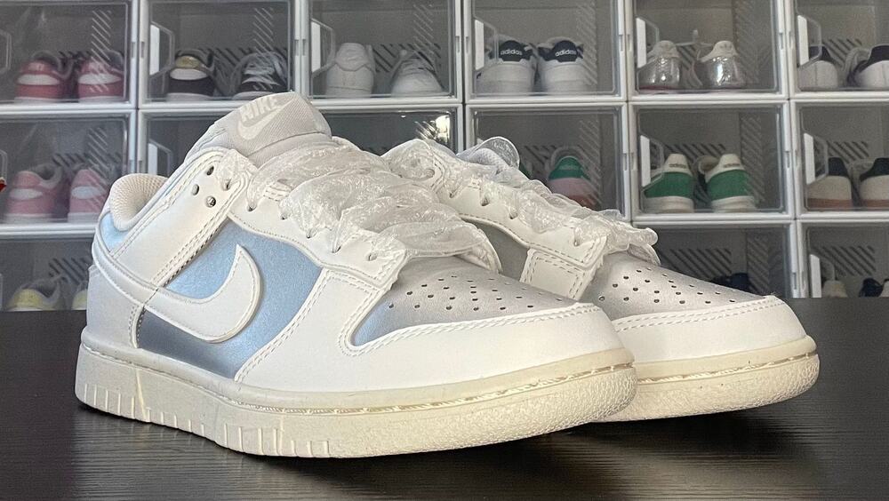 Nike Dunk Low Light Silver Metallic Silver Ribbon Laces 6W/4.5Y